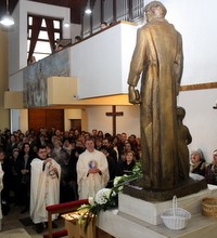 Više od 1000 hodočasnika pohrlilo u Karlovac uoči svetkovine sv. Josipa